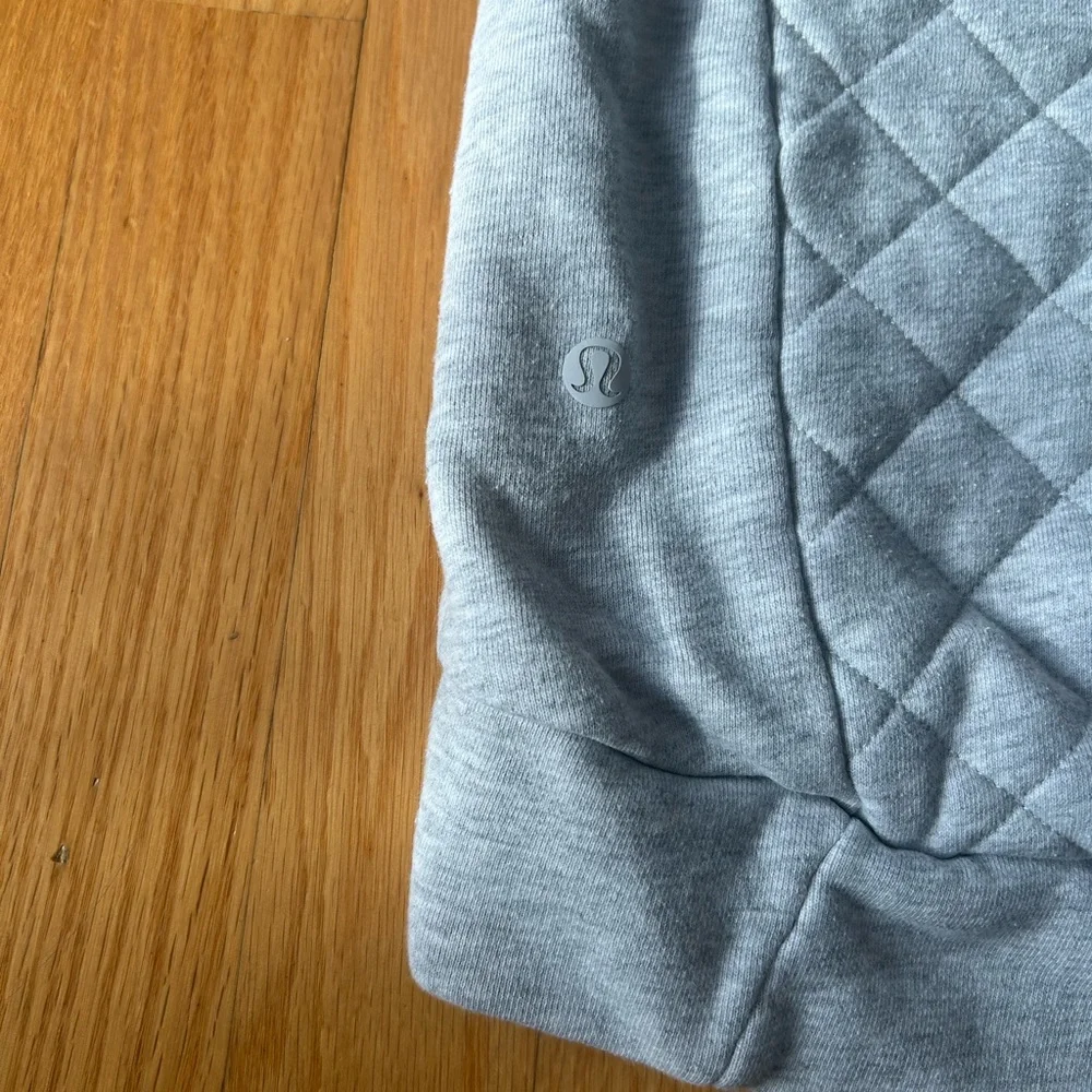 Lululemon forever warm quilted 1/4 zip - Picture 3 of 6